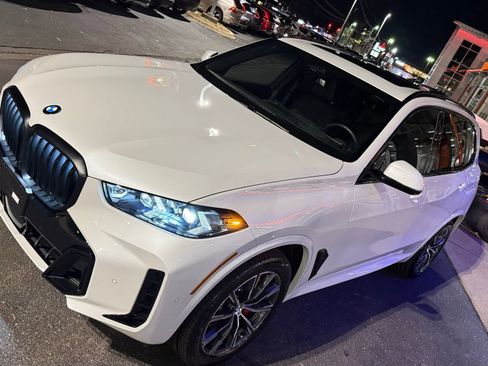 Used 2026 BMW X5 xDrive40i image 10