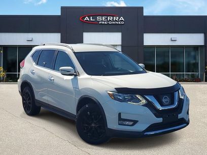 Used 2017 Nissan Rogue SV