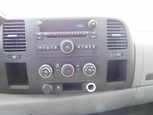 Used 2011 GMC Sierra 1500 W/T AWD/4WD image 10