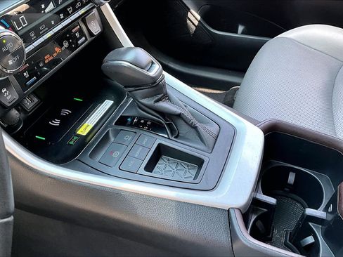 Used 2024 Toyota RAV4 Limited w/ Weather Package FWD image 15