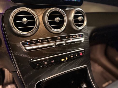 Used 2021 Mercedes-Benz GLC 63 AMG S image 29