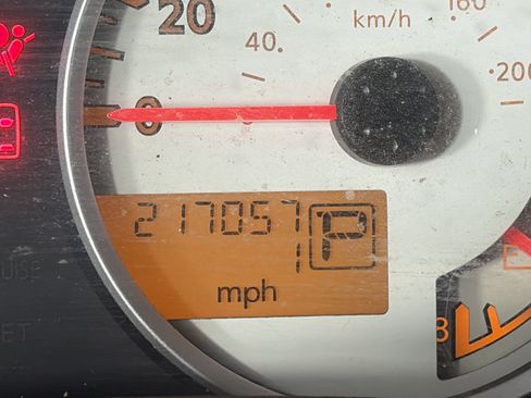 Used 2013 Nissan Xterra PRO-4X w/ Pro-4x Leather Pkg image 5