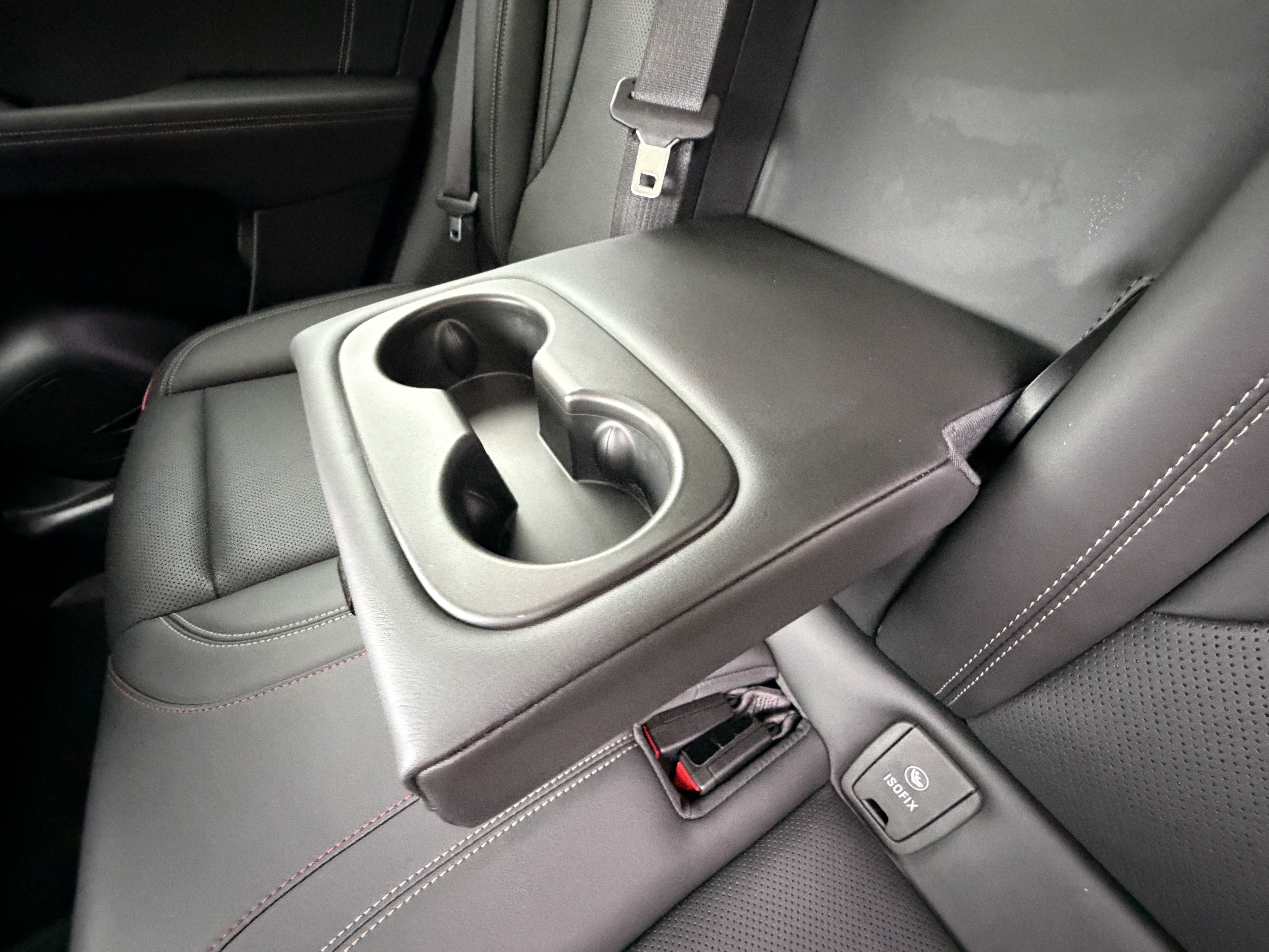 Used 2022 Buick Envision Essence w/ Technology Package I FWD image 17