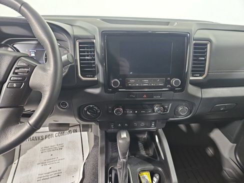 Certified 2024 Nissan Frontier SV w/ SV Convenience Package image 19