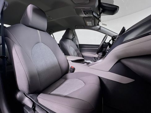 Used 2023 Toyota Camry LE image 23