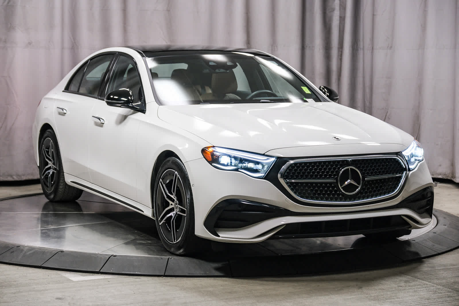 Used 2026 Mercedes-Benz E 350 4MATIC Sedan w/ Driver Assistance Package image 5