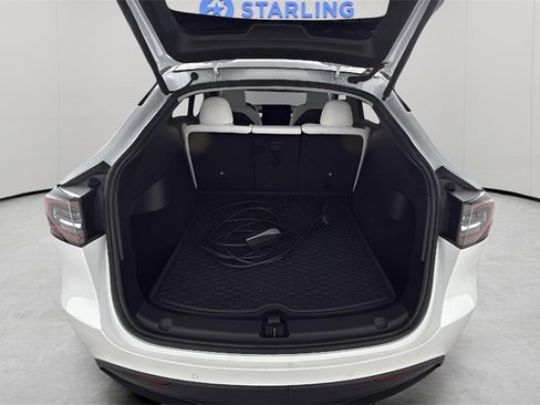Used 2022 Tesla Model Y Performance image 38