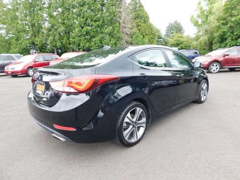 Used 2016 Hyundai Elantra Sport FWD image 2