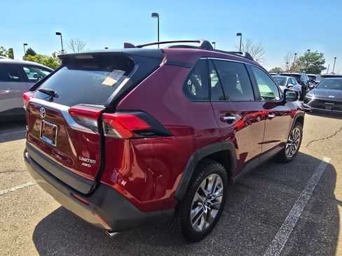Used 2019 Toyota RAV4 Limited w/ Cold Weather Package AWD/4WD image 15