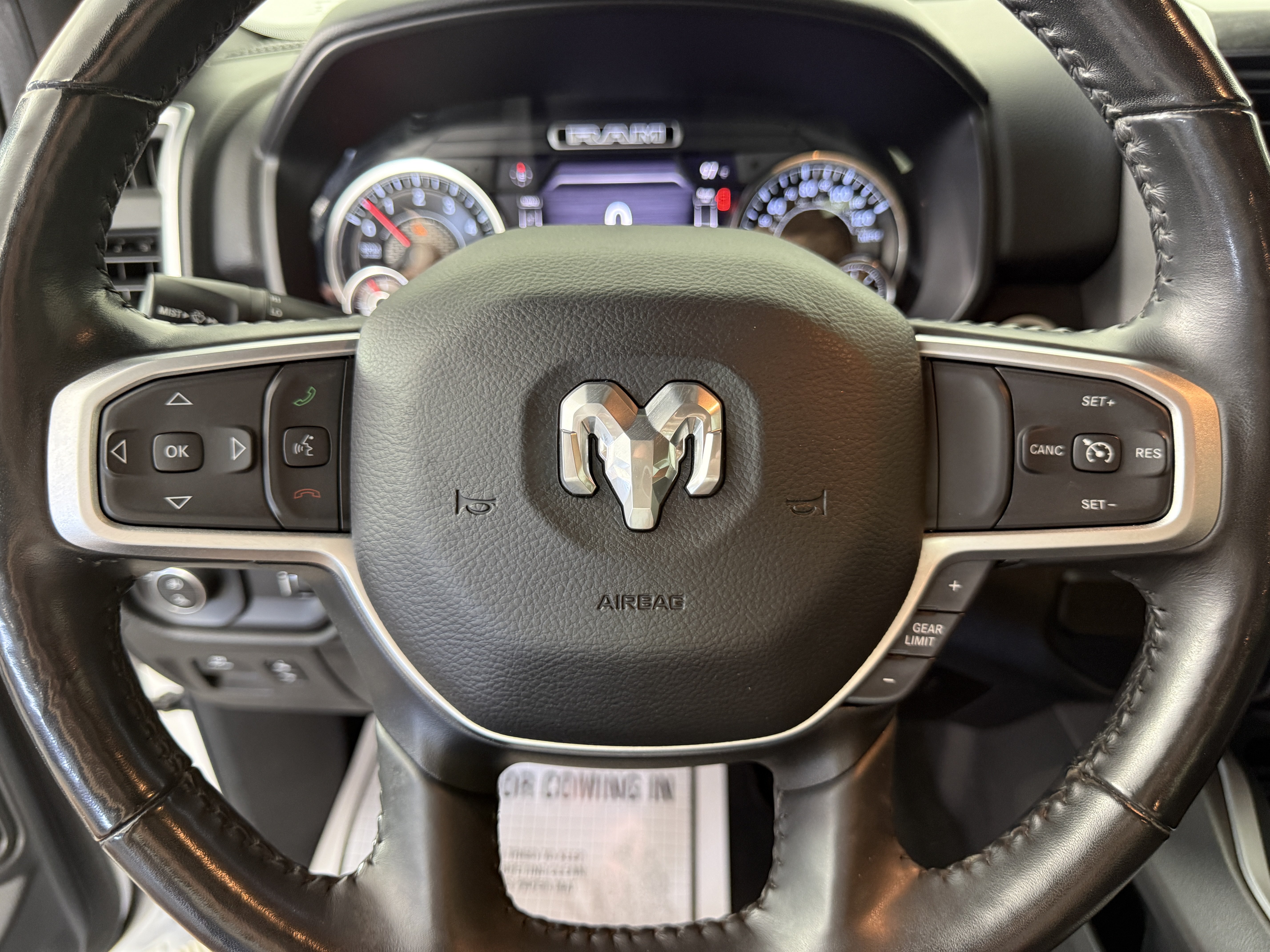 Used 2020 RAM 1500 2WD Crew Cab image 28