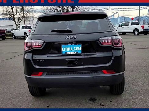 New 2026 Jeep Compass Latitude AWD/4WD image 7