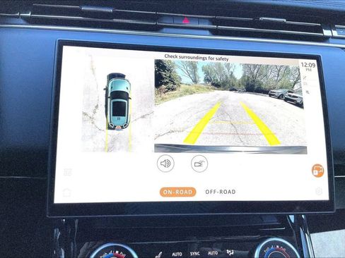Used 2023 Land Rover Range Rover Sport SE AWD/4WD image 29