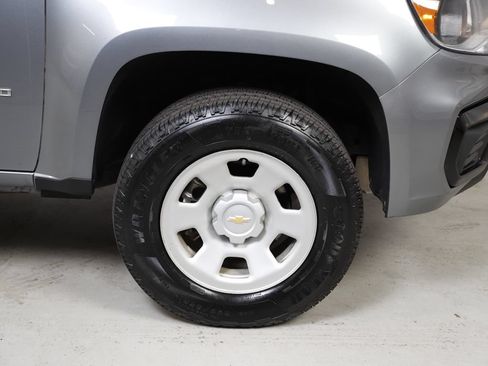 Used 2022 Chevrolet Colorado W/T AWD/4WD image 6