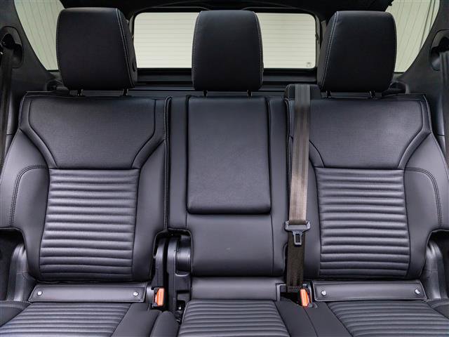 New 2026 Land Rover Discovery Dynamic SE AWD/4WD image 18