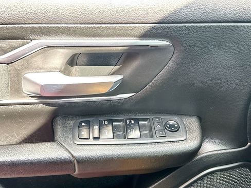 Used 2019 RAM 1500 Big Horn AWD/4WD image 19