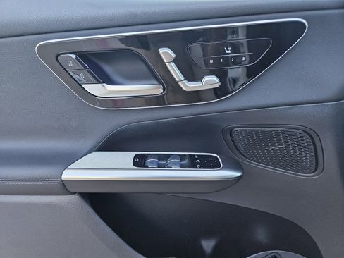 Used 2026 Mercedes-Benz GLC 300 4MATIC image 22