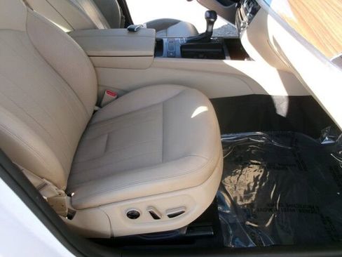 Used 2018 Genesis G80 3.8 image 21