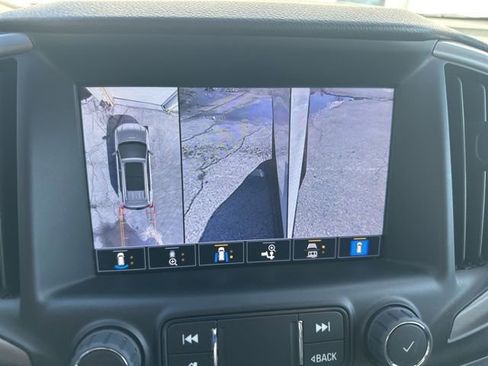 Used 2022 GMC Terrain AT4 w/ Infotainment Package II image 29