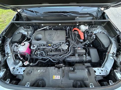 Used 2024 Toyota RAV4 LE image 11