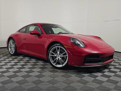 Certified 2025 Porsche 911 Carrera image 9