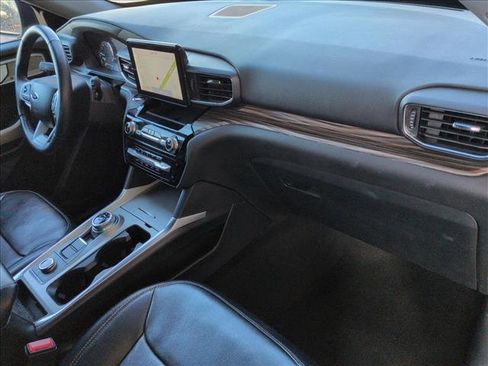 Used 2023 Ford Explorer Limited image 24