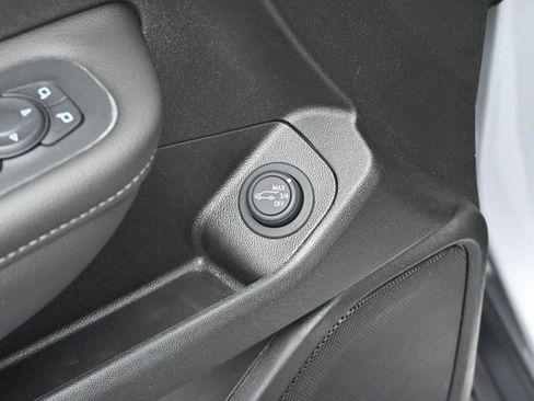 Used 2020 GMC Terrain Denali w/ Denali Premium Package image 14