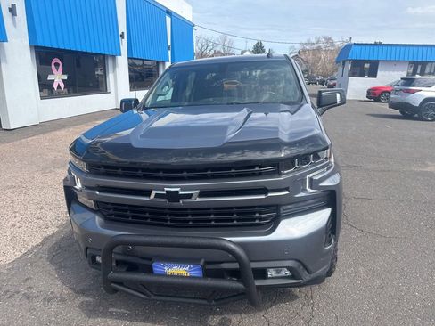 Used 2022 Chevrolet Silverado 1500 RST w/ LPO, Blackout Package AWD/4WD image 3