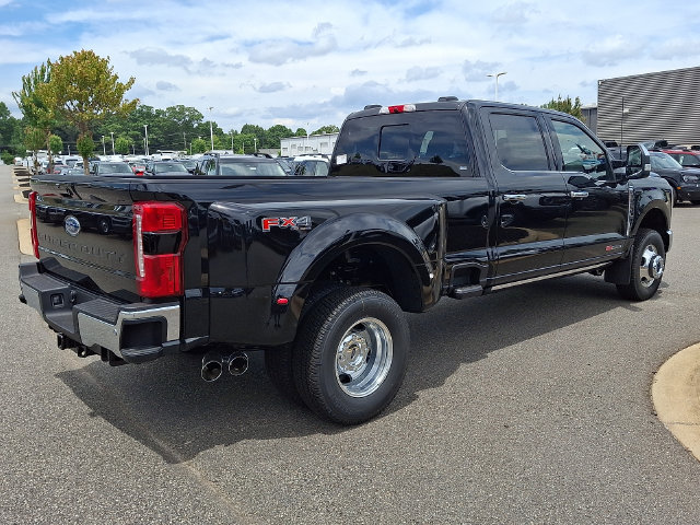 New 2026 Ford F350 Lariat w/ Lariat Ultimate Package AWD/4WD image 3
