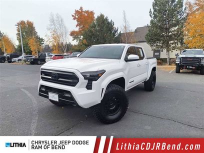 Used 2025 Toyota Tacoma SR5
