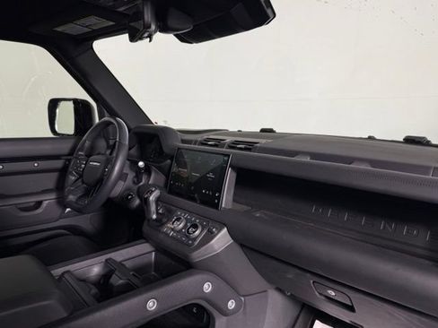 Used 2025 Land Rover Defender 130 Outbound AWD/4WD image 25