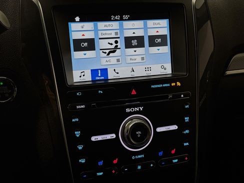 Used 2018 Ford Explorer Sport w/ Equipment Group 401A image 16