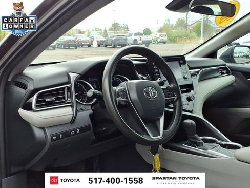 Used 2022 Toyota Camry LE FWD image 14