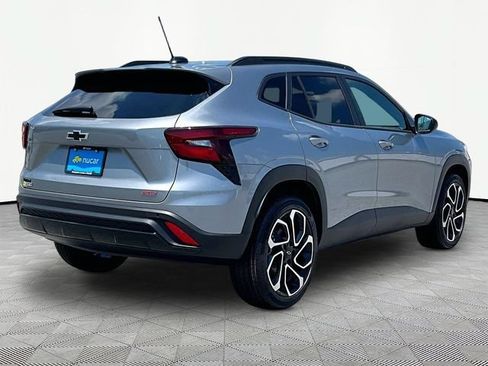 New 2026 Chevrolet Trax RS w/ Sunroof Package FWD image 6
