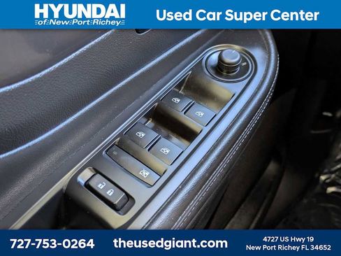 Used 2017 Buick Encore Sport Touring FWD image 25