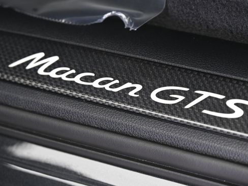 Used 2026 Porsche Macan GTS image 27