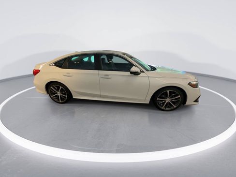 Used 2024 Honda Civic Touring image 8