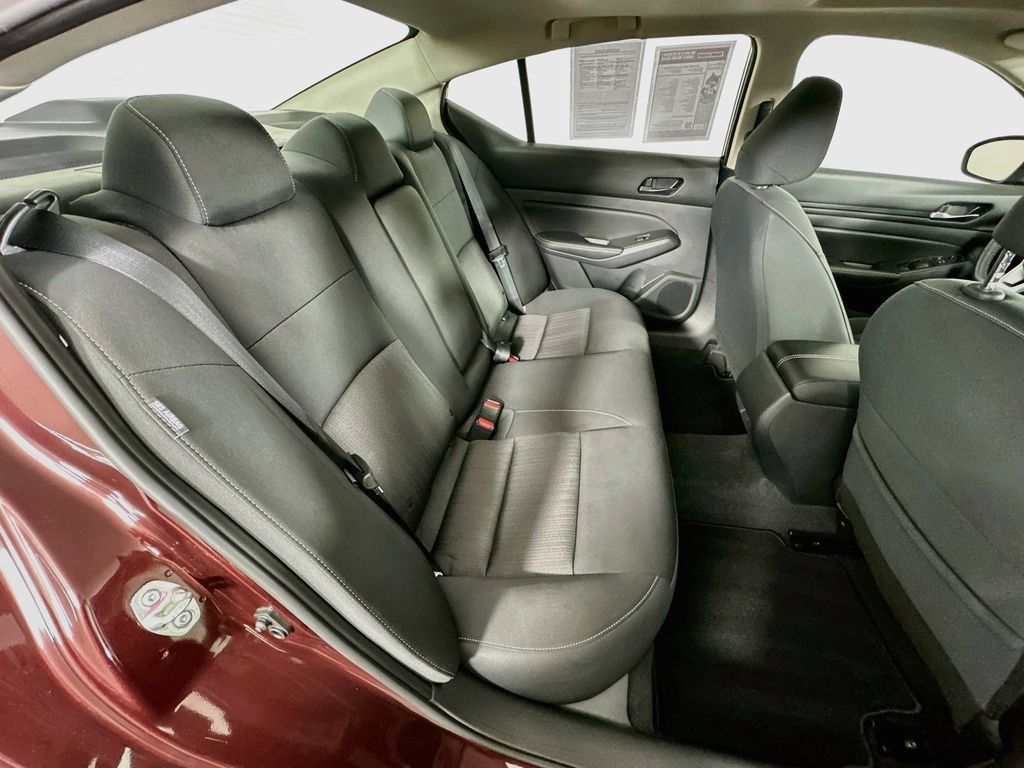Certified 2024 Nissan Altima 2.5 SV w/ SV Premium Package FWD image 36