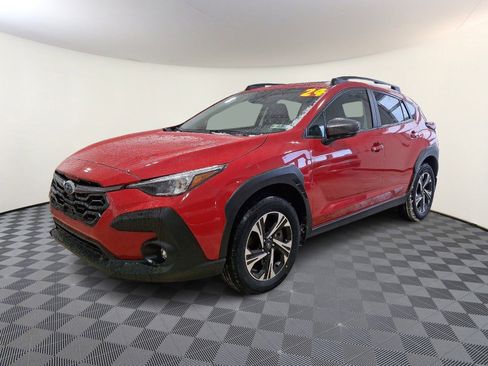Used 2024 Subaru Crosstrek 2.0i Premium image 3