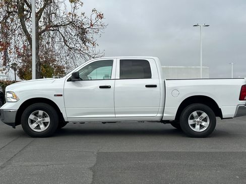 Used 2019 RAM 1500 Tradesman w/ Chrome Appearance Group image 7
