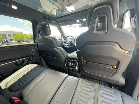 Used 2022 Rivian R1T Adventure AWD/4WD image 15