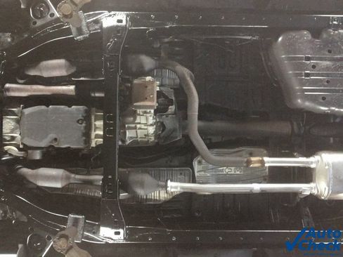 Used 2010 Toyota Tundra Limited image 15