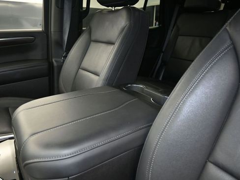 Used 2025 Chevrolet Tahoe Z71 AWD/4WD image 14