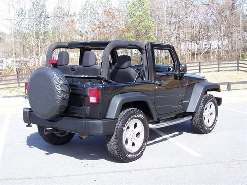 Used 2013 Jeep Wrangler Sport image 6