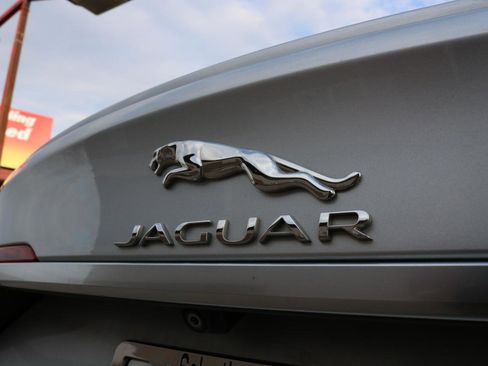 Used 2016 Jaguar XF R-Sport RWD image 13