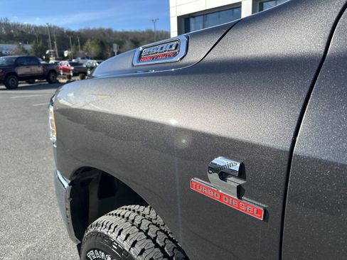 New 2024 RAM 2500 Tradesman w/ Chrome Appearance Group image 11