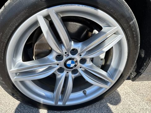 Used 2016 BMW 550i xDrive Sedan image 31