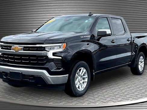 Used 2023 Chevrolet Silverado 1500 LT image 3