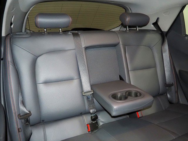 Used 2020 Chevrolet Bolt Premier w/ Infotainment Package FWD image 16