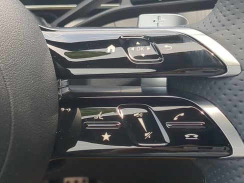 New 2025 Mercedes-Benz GLC 350e 4MATIC image 14