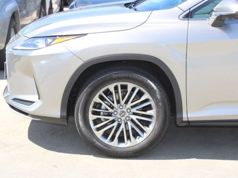 Used 2022 Lexus RX 450h AWD w/ Luxury Package image 19